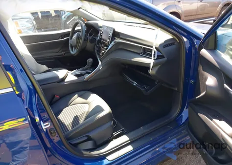 2023 Toyota Camry Se z USA, uszkodzony, nr VIN 4T1T11AK2PU155681